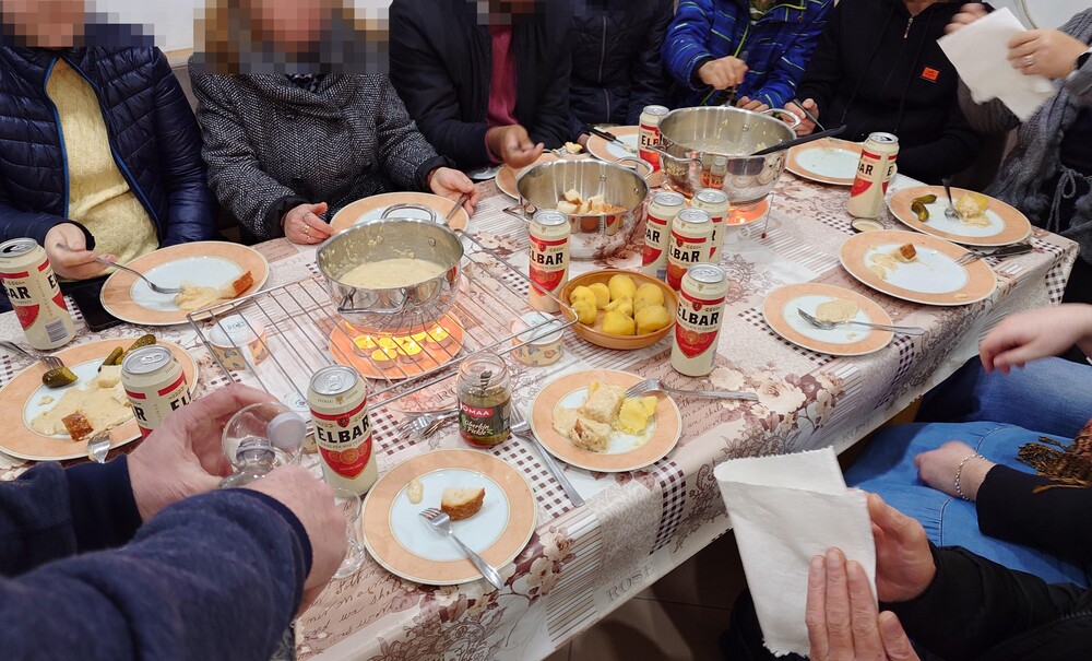 Photo of the improvised fondue